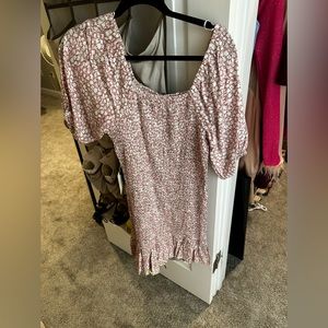 Cute find from tj max but never worn didn’t realize I got the wrong size